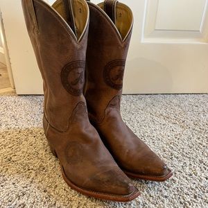 Nocona  Boots